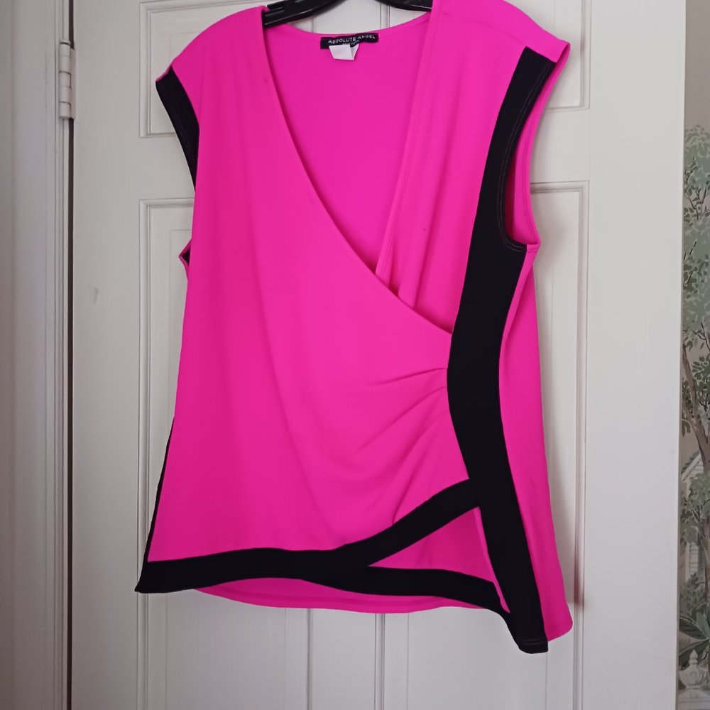 Absolute Angel Pink with Black edging sleeveless top Size 3x